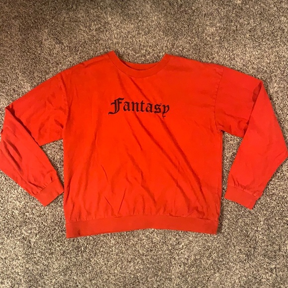 F21 red graphic top - Picture 3 of 6